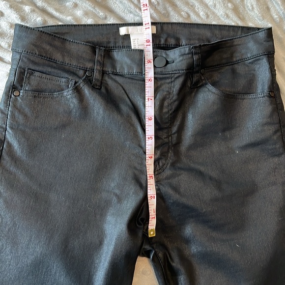 H&M mid-rise shiny jeans - Picture 6 of 10
